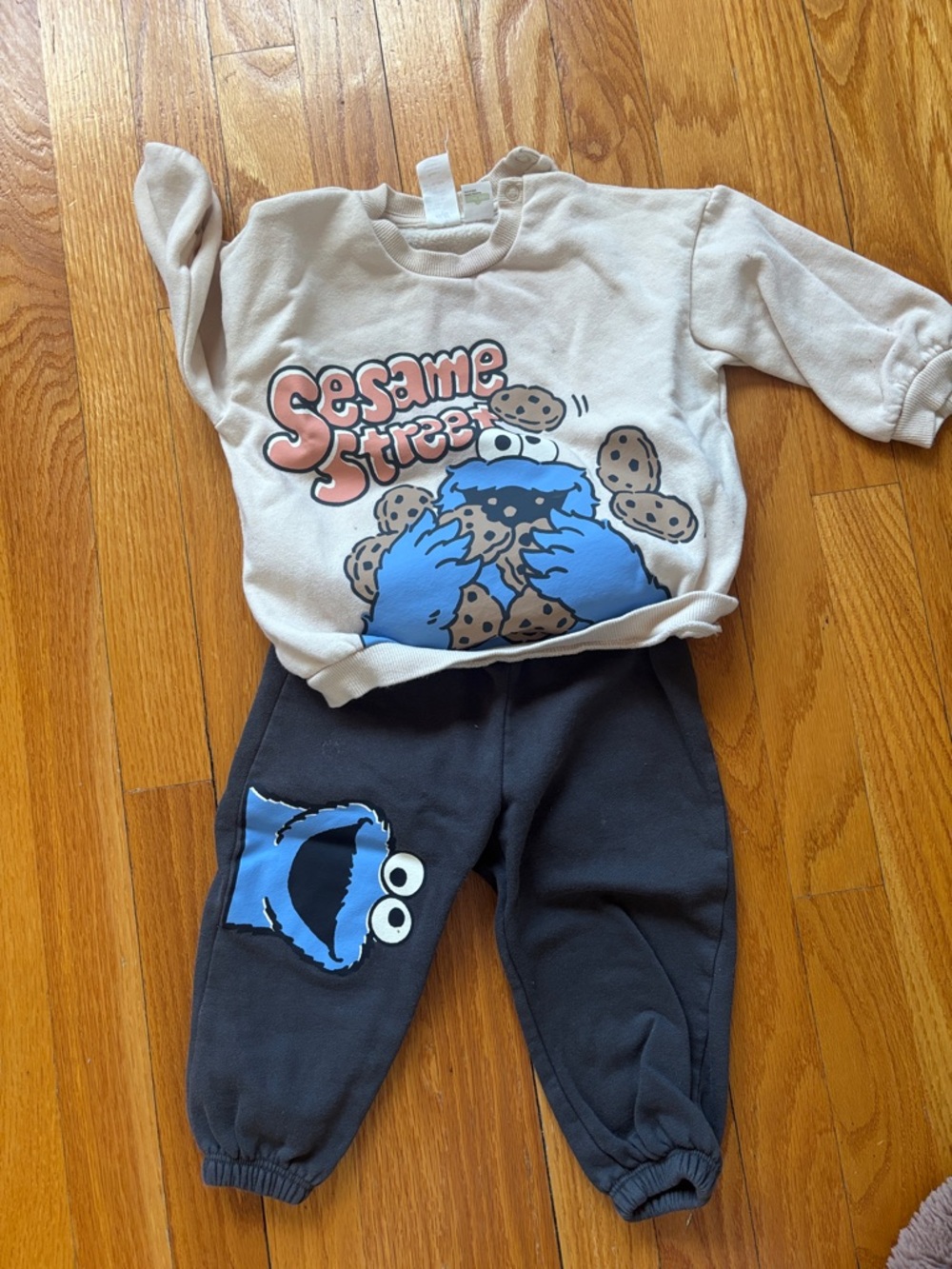 H&M Sesame Street Sweatshirt and Joggers Set - Cream, Black, Blue